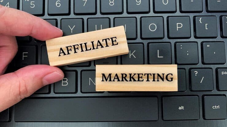 What is Affiliate Marketing